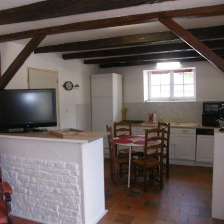 Hostal Le Petit Brétigny Beaumont  Exterior foto