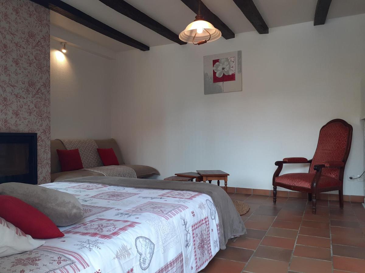 Hostal Le Petit Brétigny Beaumont  Exterior foto